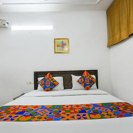 Fabexpress Diamond Sec 45 Hotell Chandīgarh Exteriör bild